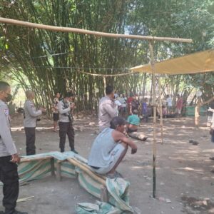 Polsek Plampang Bubarkan Tempat Perjudian Sabung Ayam di Maronge, Polisi Berikan Himbauan