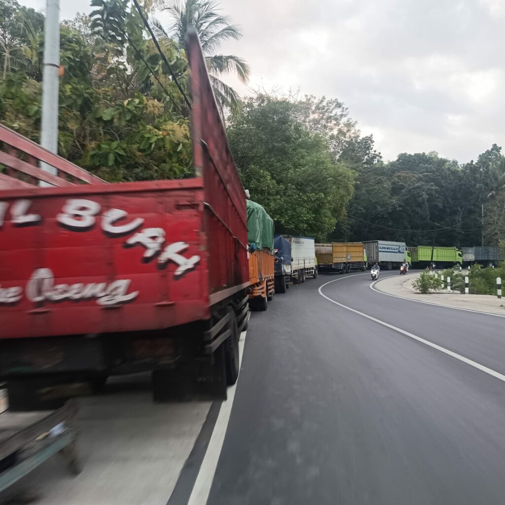 Arus Kendaraan Meningkat, Pelabuhan Gilimas Lombok Barat Tetap Kondusif
