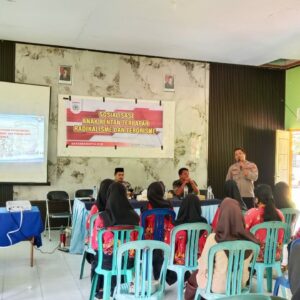 Sat Binmas Polres Sumbawa Barat Bersama Instansi Terkait Gelar Sosialisasi Cegah Paham Radikal dan Terorisme di Kalangan Pelajar
