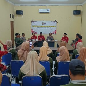 Satuan Binmas Polres Sumbawa Barat Gelar Apel dan Latkatpuan Kasatkamling di Kelurahan Bugis