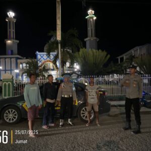 Patroli “Blue Light” Polsek Utan Jaga Kamtibmas dan Perkuat Sinergi dengan Warga