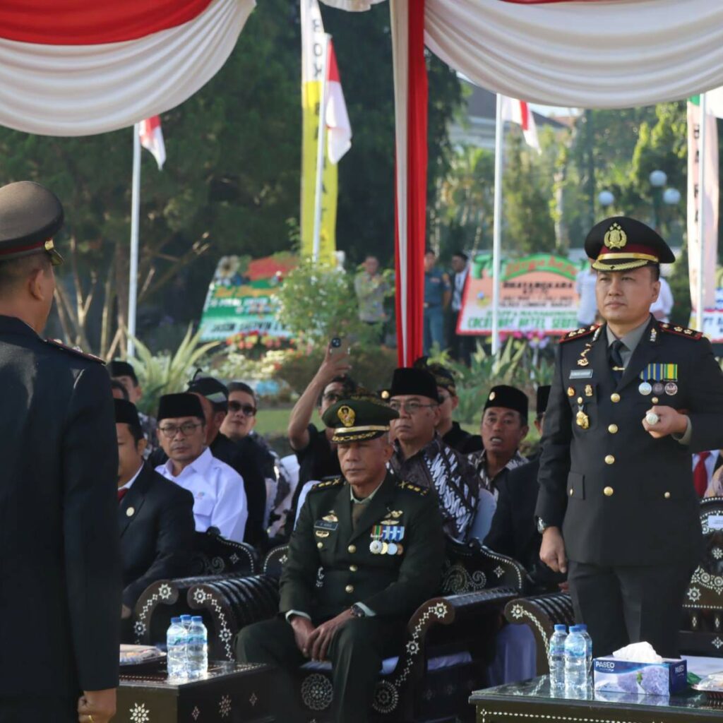 Polres Lombok Barat Gaungkan Astacita dalam Peringatan Hari Bhayangkara
