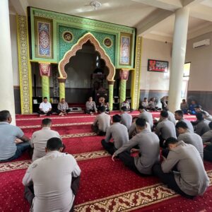 Polres Dompu Laksanakan Kegiatan Binrohtal untuk Tingkatkan IMTAQ Personil.