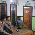 Anggota Jaga SPKT Polsek Jereweh Laksanakan Patroli Dialogis, Wujudkan Kamtibmas Kondusif di Desa Belo