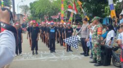 Kapolsek Seteluk Lepas Peserta Pawai Budaya HUT RI ke-80