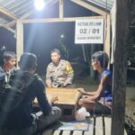 Bhabinkamtibmas Desa Banjar Laksanakan Sambang Pos Ronda, Jalin Kedekatan dengan Warga