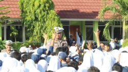 Kasat Lantas Polres Bima Kota Jadi Irup di SMPN 2, Ajak Pelajar Tertib Berlalu Lintas