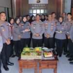 Kapolres Sumbawa Barat Apresiasi Dedikasi Polwan di Hari Jadi ke-77