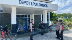 Patroli Dialogis Polsek Sekotong Jaga Keamanan Depot LPG dan Objek Vital