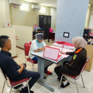 Polres Dompu Limpahkan Tersangka Narkotika ke Kejaksaan Negeri Dompu