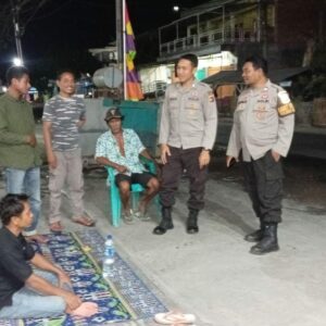 Menekan Aksi Kriminalitas dan Jaga Stabilitas Kamtibmas Polsek Woha Polres Gelar Patroli KRYD Malam Hari