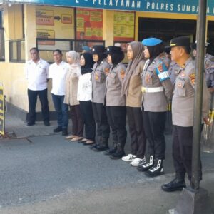 Personel Polres Sumbawa Barat Gelar Latihan Dalmas, Tingkatkan Kesiapsiagaan dan Ketahanan di Lapangan