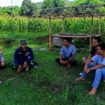 BHABINKAMTIBMAS DAN BABINSA DESA TAMEKAN, AJAK PETANI PERKUAT KETAHANAN PANGAN DAN KAMTIBMAS