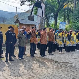 Apel Poskamling: Sat Binmas Polres Sumbawa Barat Dorong Partisipasi Masyarakat Wujudkan Keamanan Berkelanjutan