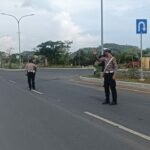 ‎Sat Lantas Polres Loteng Olah TKP Laka Lantas di Kuta, Seorang Pelajar Meninggal Dunia. ‎