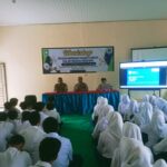 Polsek Moyo Hilir Sosialisasikan SMA Kemala Taruna Bhayangkara, Siswa Diingatkan Bahaya Bullying dan Terorisme