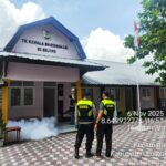 Cegah DBD, Biddokkes Polda NTB Fogging di Polres Lombok Timur dan Jajaran Polsek