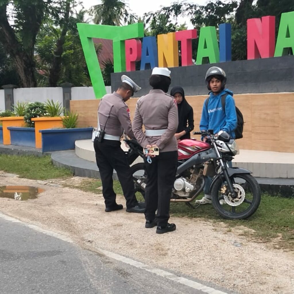 Operasi Kepatuhan Pajak, Ditlantas Polda Sultra Bersinergi dengan Bapenda dan Instansi Terkait Tertibkan Pajak Kendaraan