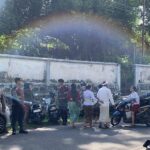 Polsek Sumbawa Kawal Perayaan Hari Raya Galungan di Pura Dalem Ganda Sari