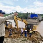 Presiden dan Kapolri Tiba di Aceh: Tinjau Lokasi Banjir dan Pemasangan Jembatan Bailey di Bireuen