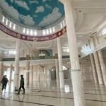 Usai Dibersihkan Personel Polri, Masjid Terdampak Bencana di Aceh Kini Bisa Dipakai Warga