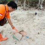 Polres Loteng Olah TKP Tanah Longsor Akibatkan Seorang Penambang Emas Ilegal Meninggal. ‎